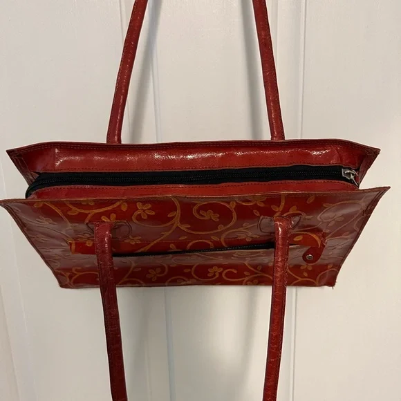 Genuine Leather handbag. - Picture 9 of 14